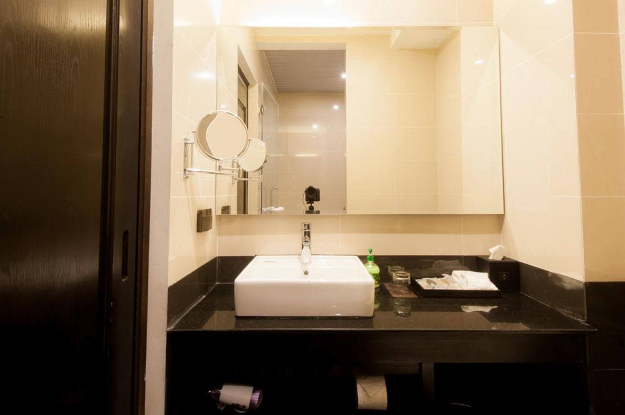 האנוי Sakura Hotel מראה חיצוני תמונה